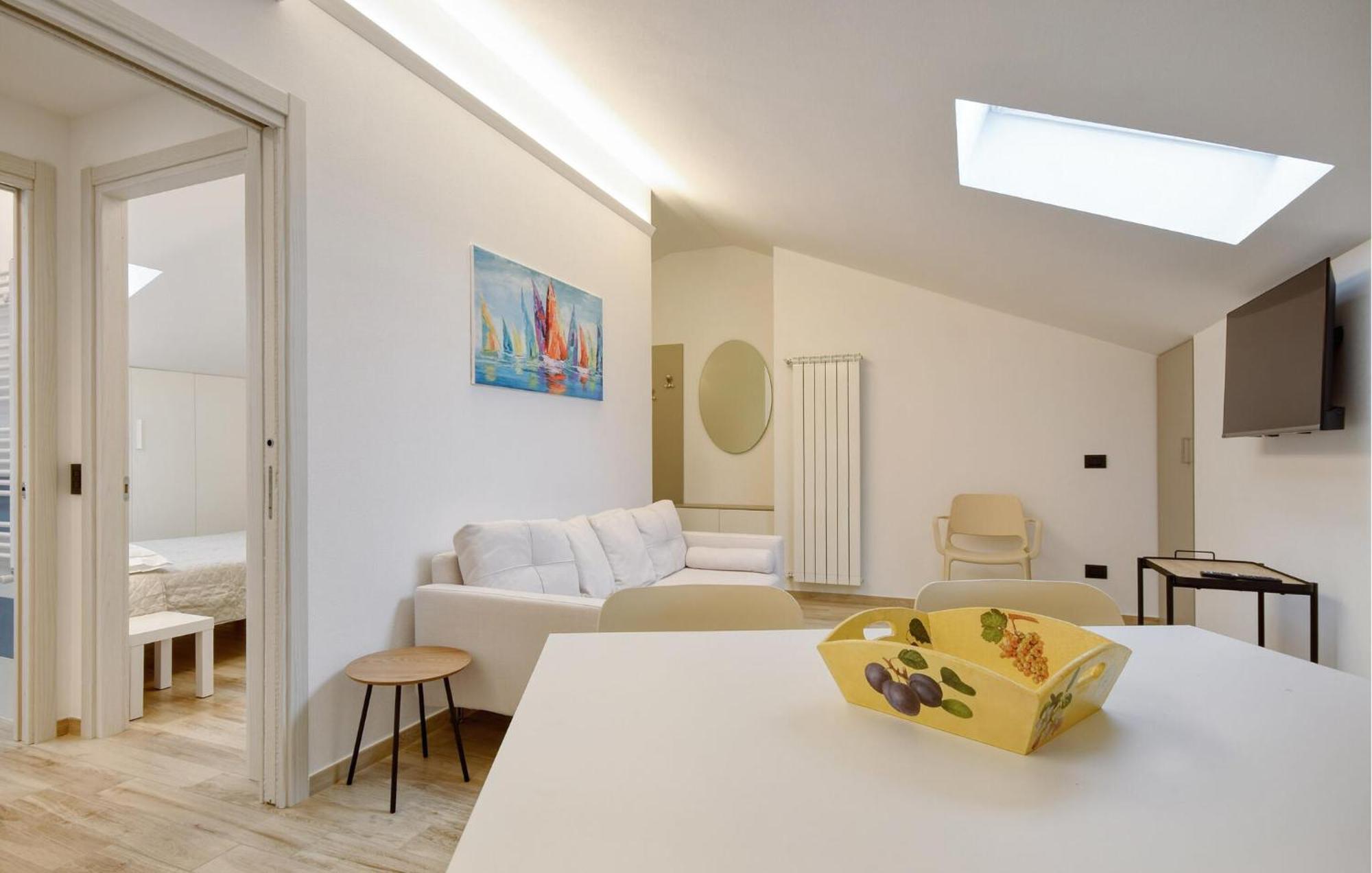 Beautiful Apartment In Moneglia With Kitchen Ngoại thất bức ảnh